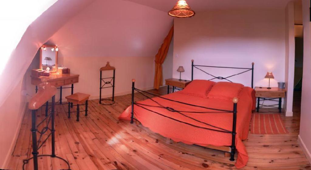 Maison D'Hotes La Nichee Rochefort-Montagne Ngoại thất bức ảnh
